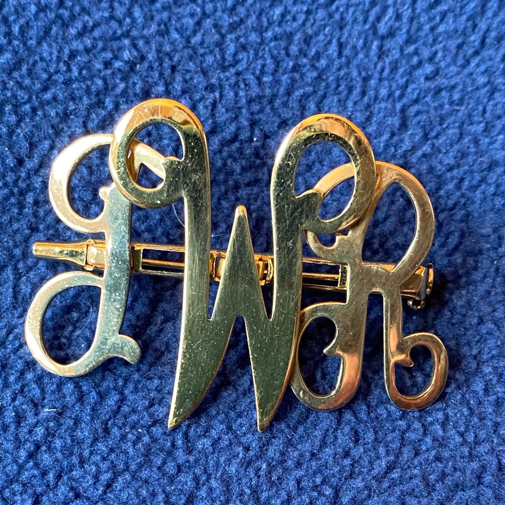 MONOGRAM PIN - “TRW”, gold tone